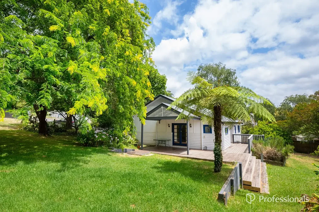 36 Riverside Drive, Warburton, VIC 3799