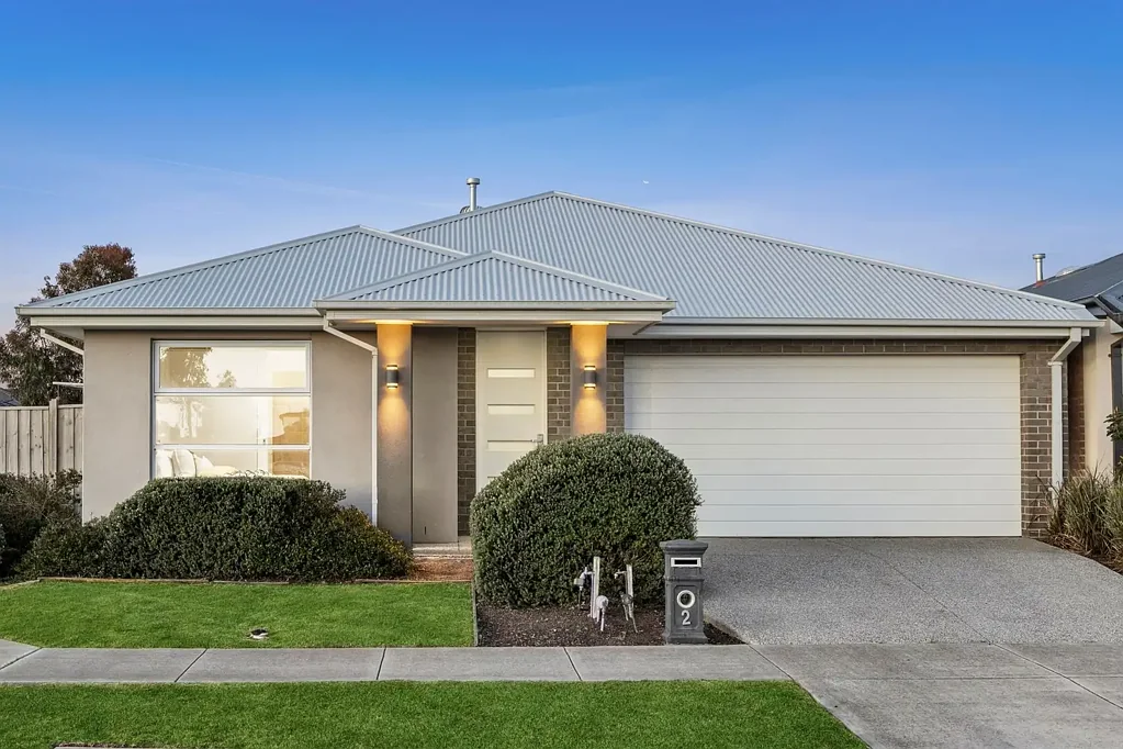 2 Honeyeater Way, Mount Duneed, VIC 3217