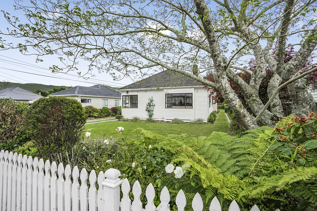 9 Poole Crescent, Wainuiomata, Lower Hutt, Wellington