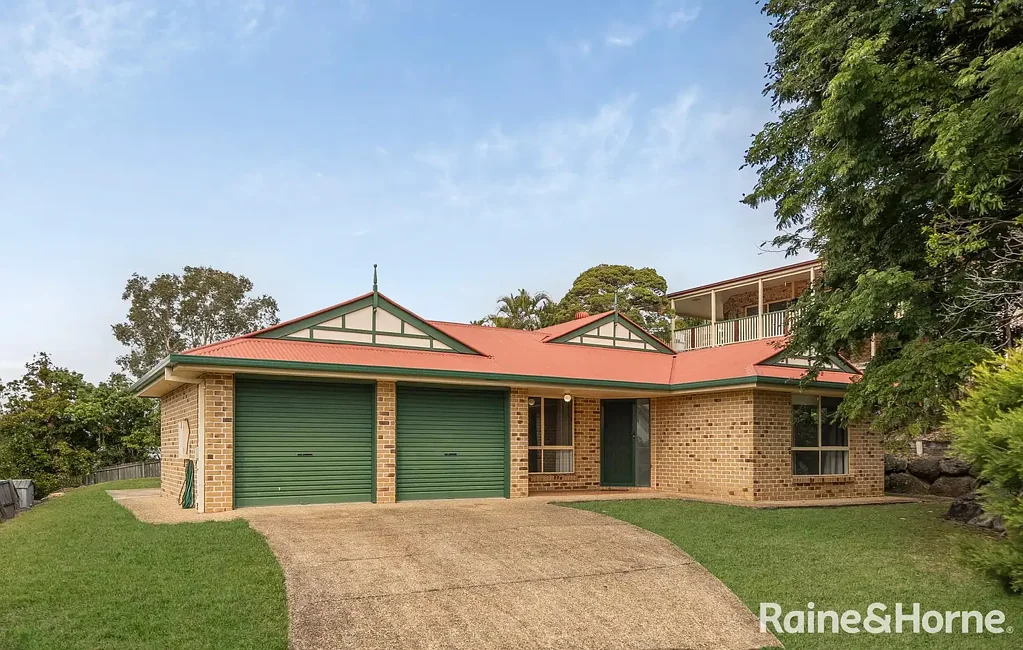 Eatons Hill 4બેડરૂમ Refreshed Family Home with Ducted Air Conditioning