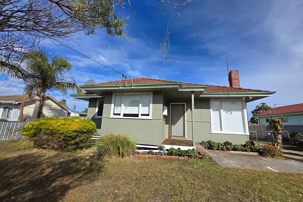 Katanning 4Kwarto Fantastic Rental Opportunity – Fresh, Modern & Move-In Ready