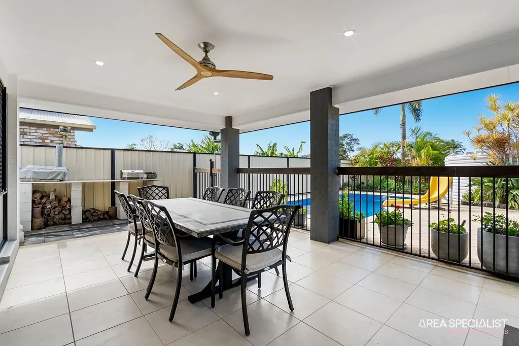Jacobs Well 4chambre A Family Favourite | Pool, Side Access & Space for It All