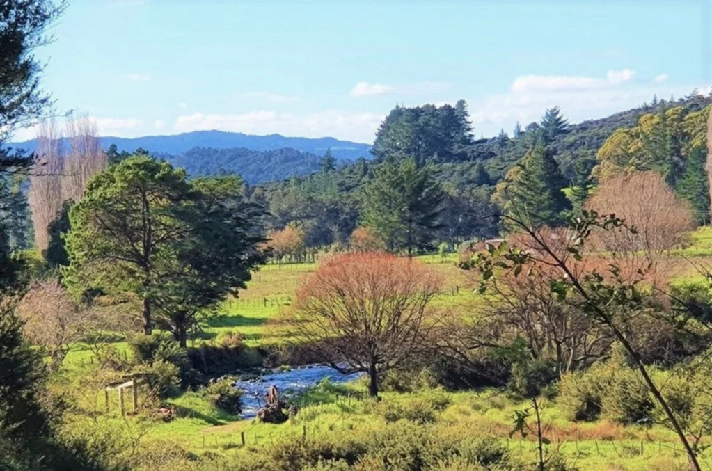 Kaikohe Idyllic Rural Retreat on the WAIMA RIVER side