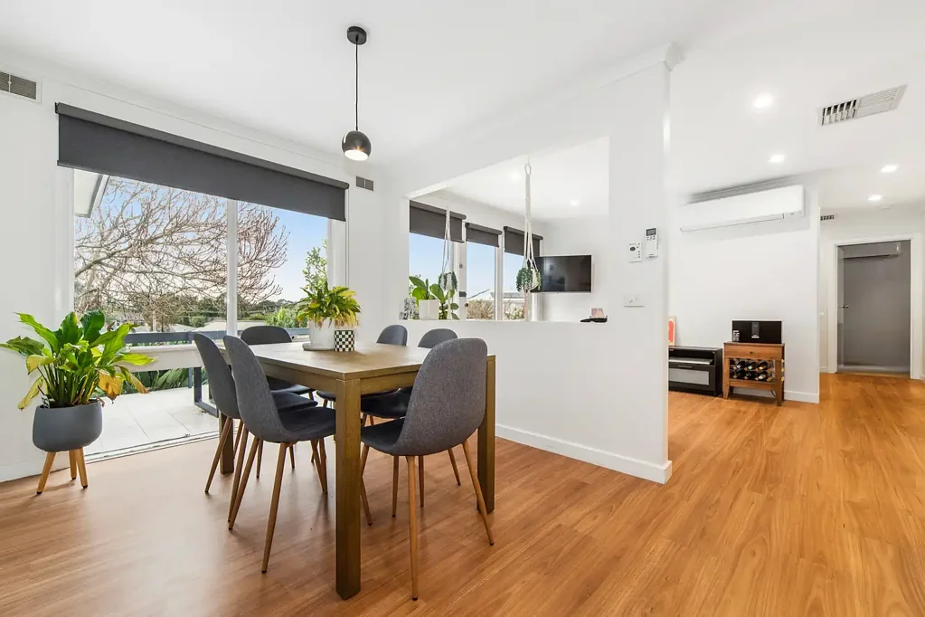 Quiet court living with room to breathe, relax and entertain