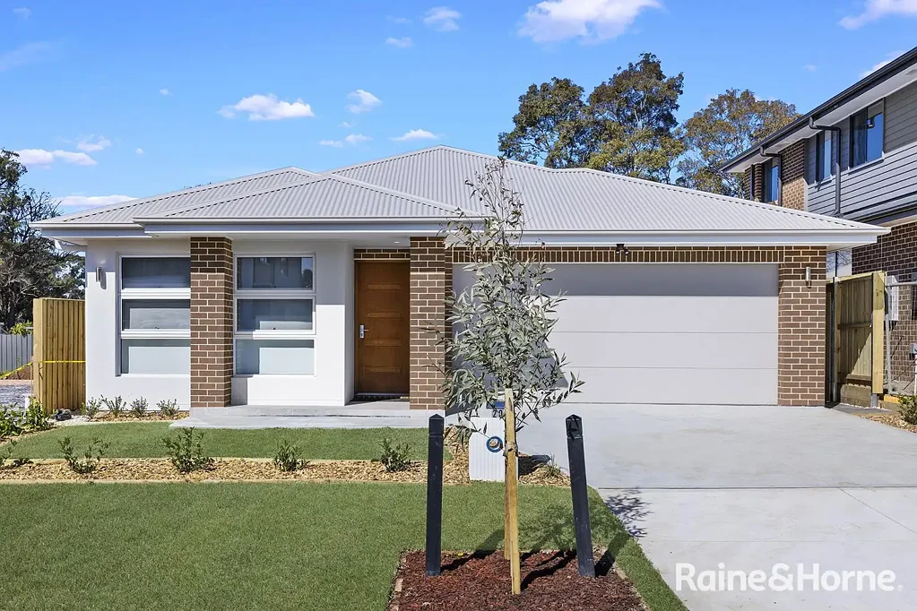 Airds 4 Bedroom Brand New Four Bedroom Family Home in Airds