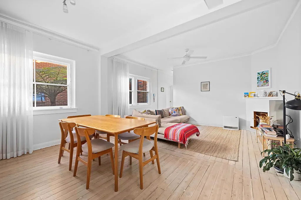 Rose Bay 2कमरा Living in the Heart of Rose Bay: A Stylish 2-Bedroom Haven in a Prime Location!!