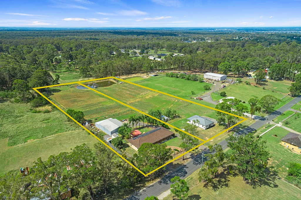 Llandilo 7chambre Dual Occupancy on Five Arable Acres with Two Titles