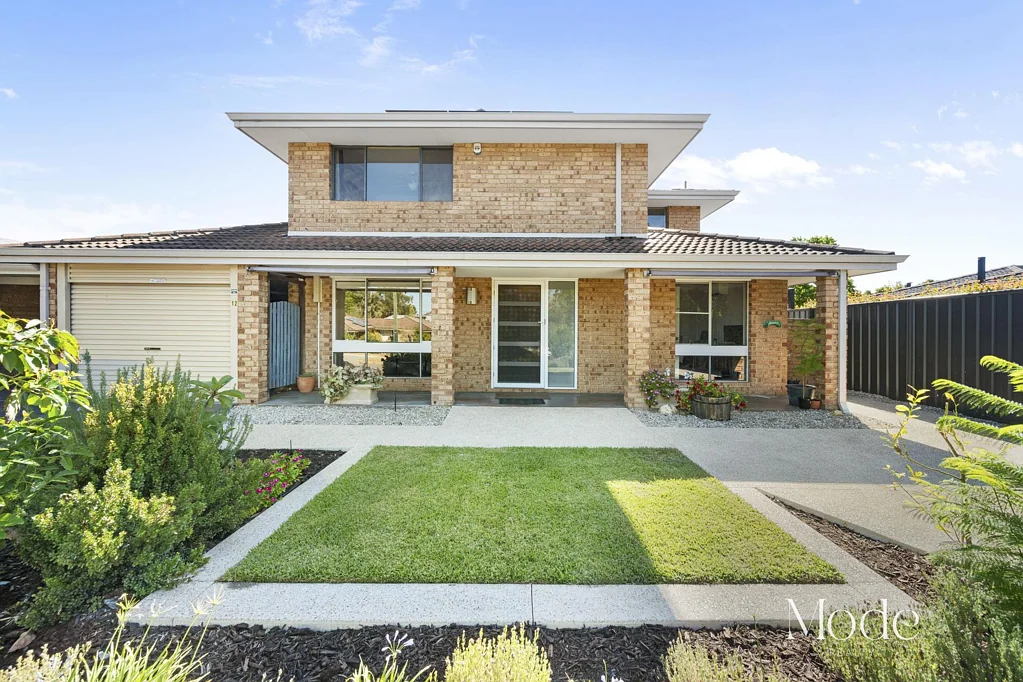 Bateman 4 Bedroom Spacious Living with a Backyard Built to Enjoy