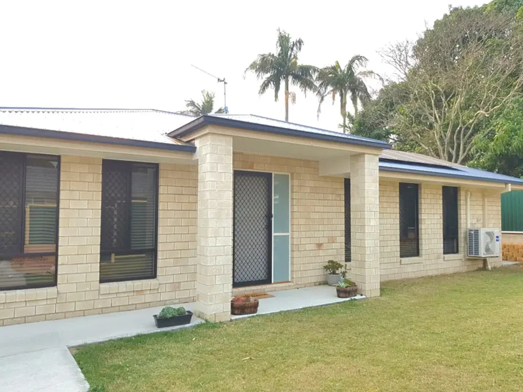 Modern 2 Bedroom House in Desired Suburb
