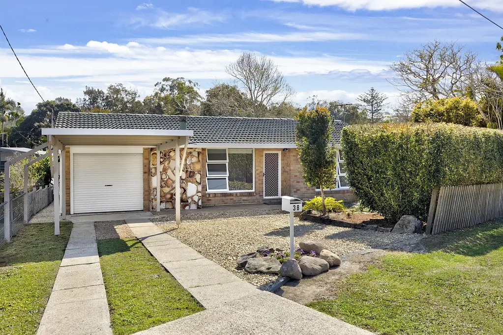 Urunga 4房  Space, Character and Relaxed Coastal Living on 1,048sqm