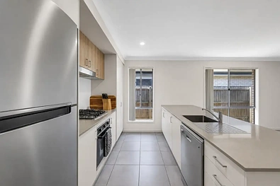 23 Nevis Road, Ripley, QLD 4306, 4 slaapkamers, 2 badkamers, House