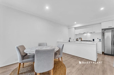 62 Alexander Boulevard, Clyde North, VIC 3978, 3房, 2浴, House