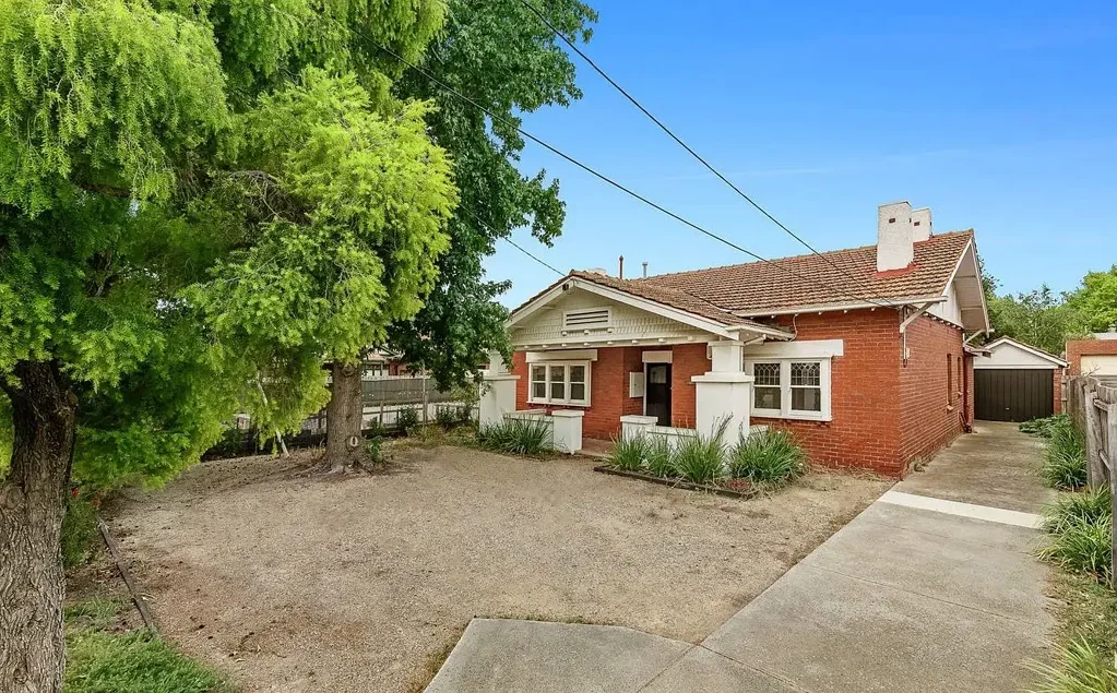 Superb Home Paired with an Unbeatable Location!
