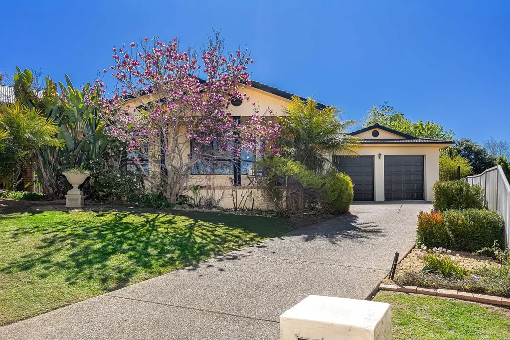 5 Fletcher Place, Kooringal, NSW 2650
