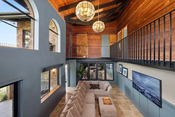 122 Lawnville Road, Black Mountain