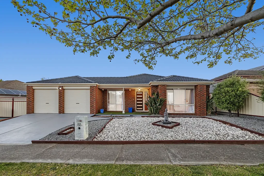 88 Glenbruar Drive, Hillside, VIC 3037