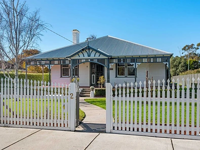 Koroit 4房  Rich in History, Character & Opportunity