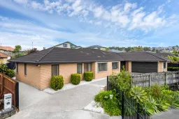 8 Bokeen Lane, Flat Bush