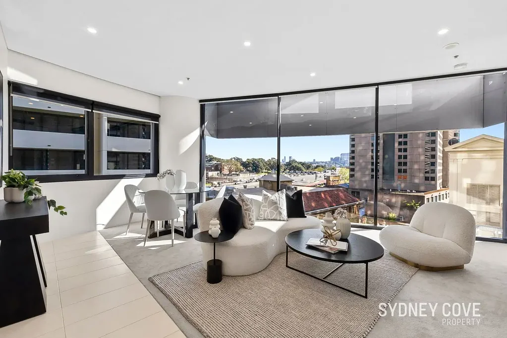 FABULOUS ONE BEDROOM IN SEIDLER'S COVE WITH OBSERVATORY HILL VIEWS | Furnished