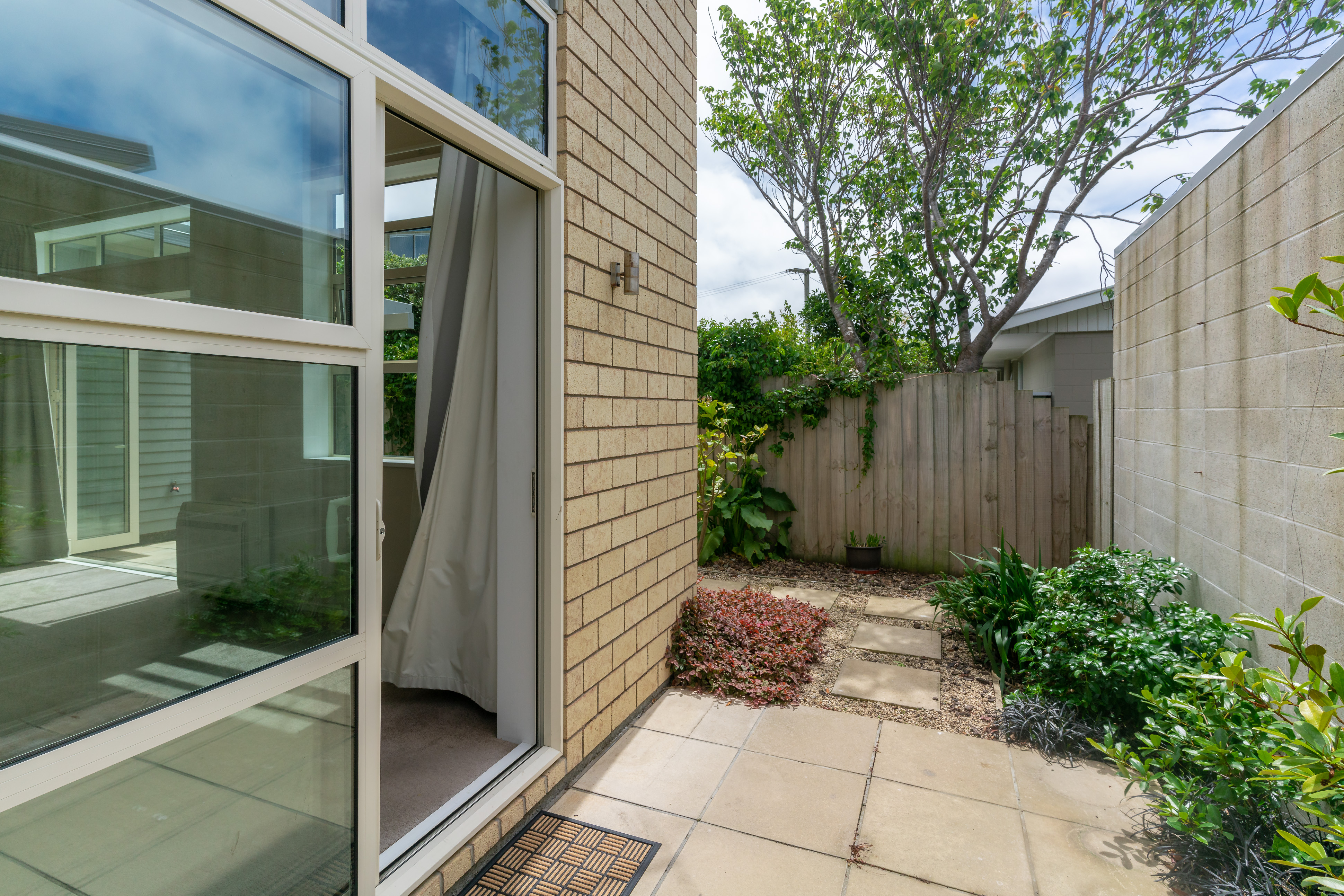 3/43 Main Road, Redcliffs, Christchurch, 2 rūma, 1 rūma horoi