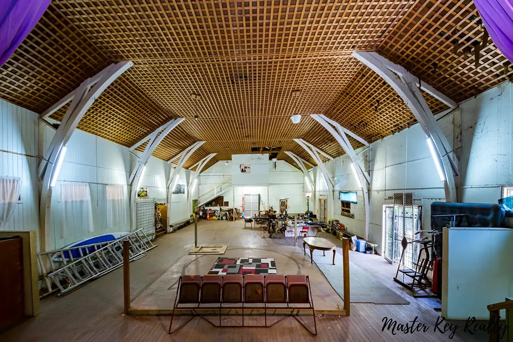 Proston Proston Hall - A Landmark Est 1937 with Limitless Potential