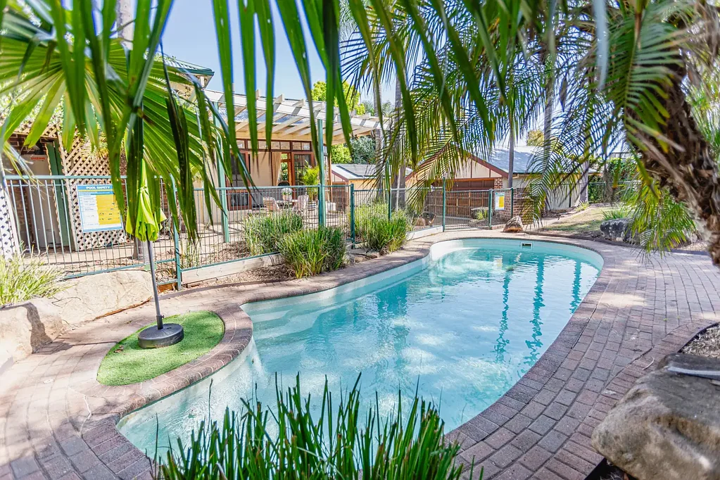 Dubbo 5 Bedroom Grand 1900s Double Brick Residence in Prestigious South Dubbo
