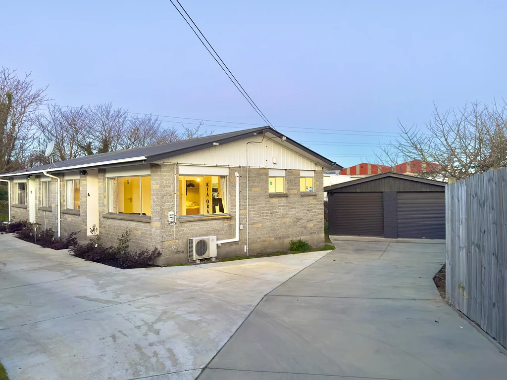 Mangakakahi 2 Bedroom Freehold Title, Double Garage