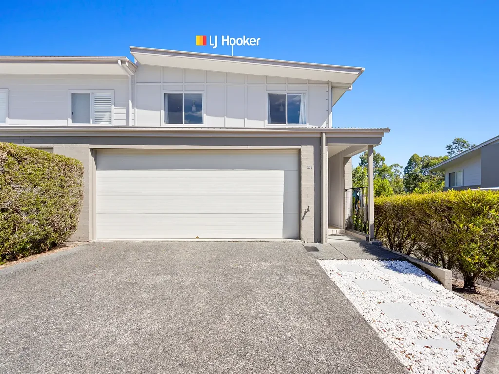 24/2 Toohey Street, Pacific Pines, QLD 4211