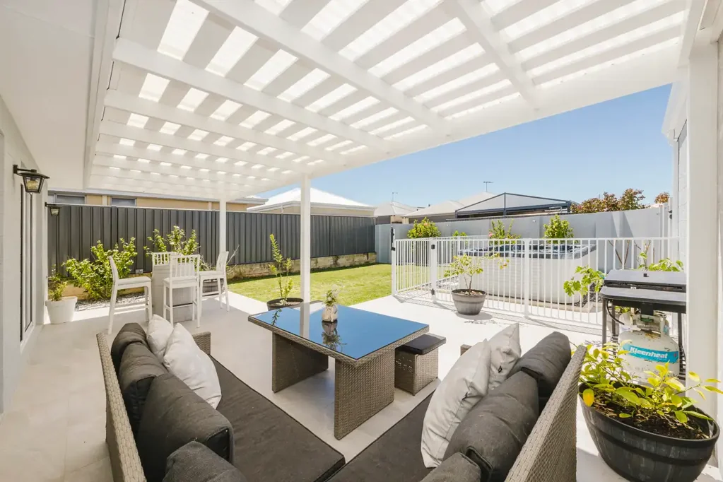 6 Artisan Road, Yanchep, WA 6035