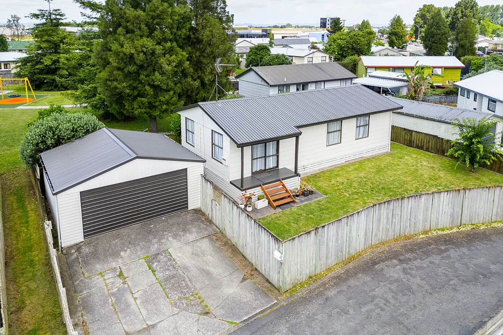 4 Windleborn Lane, Melville, Hamilton, Waikato