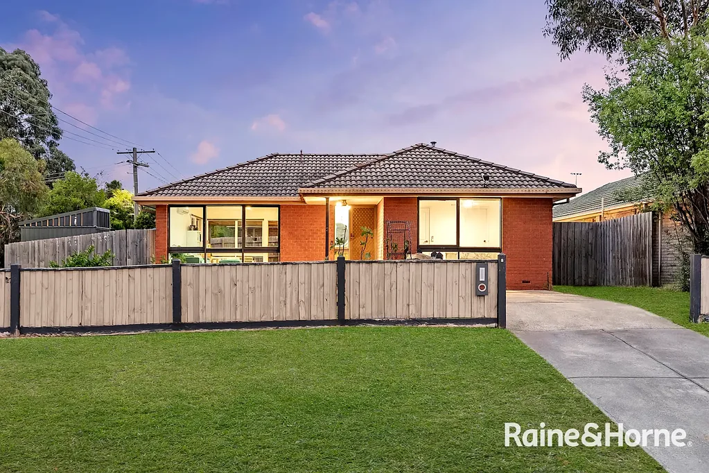 2 Butler Court, Cranbourne, VIC 3977