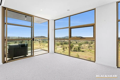Denman Prospect 2 Slaapkamer Breathtaking views from prime North-East Sub-Penthouse