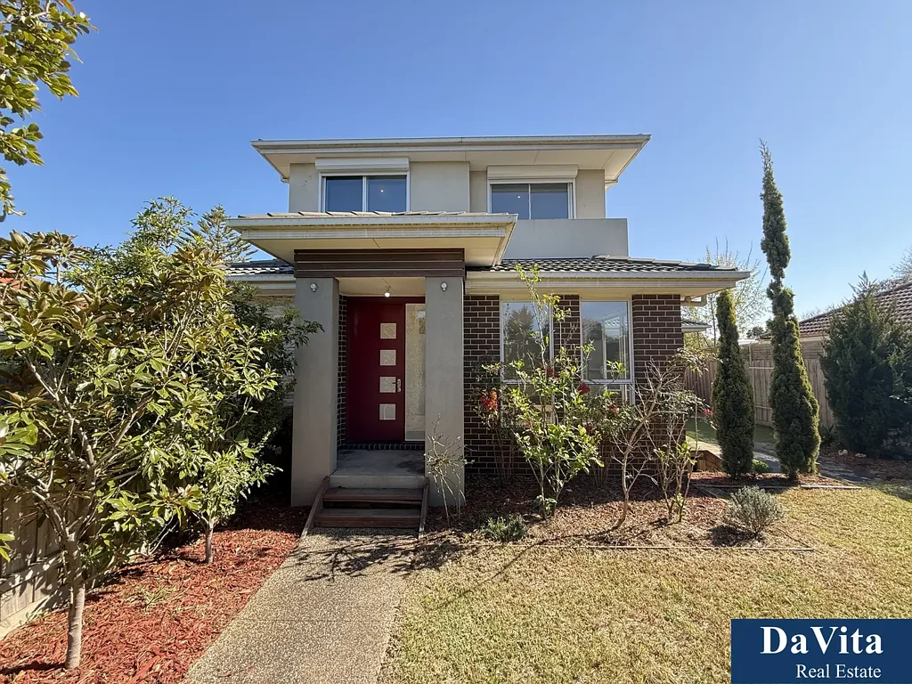 Modern Family Living in a Convenient Location
