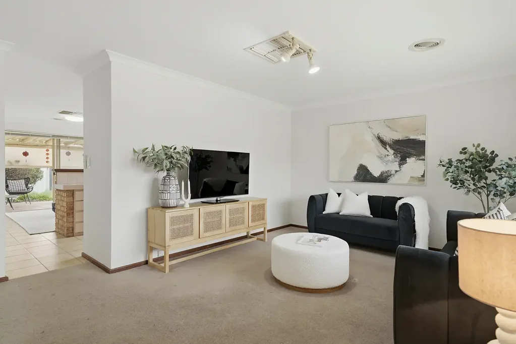 Classic & Stylish Family Home For Rent - Unfurnished 6 months lease