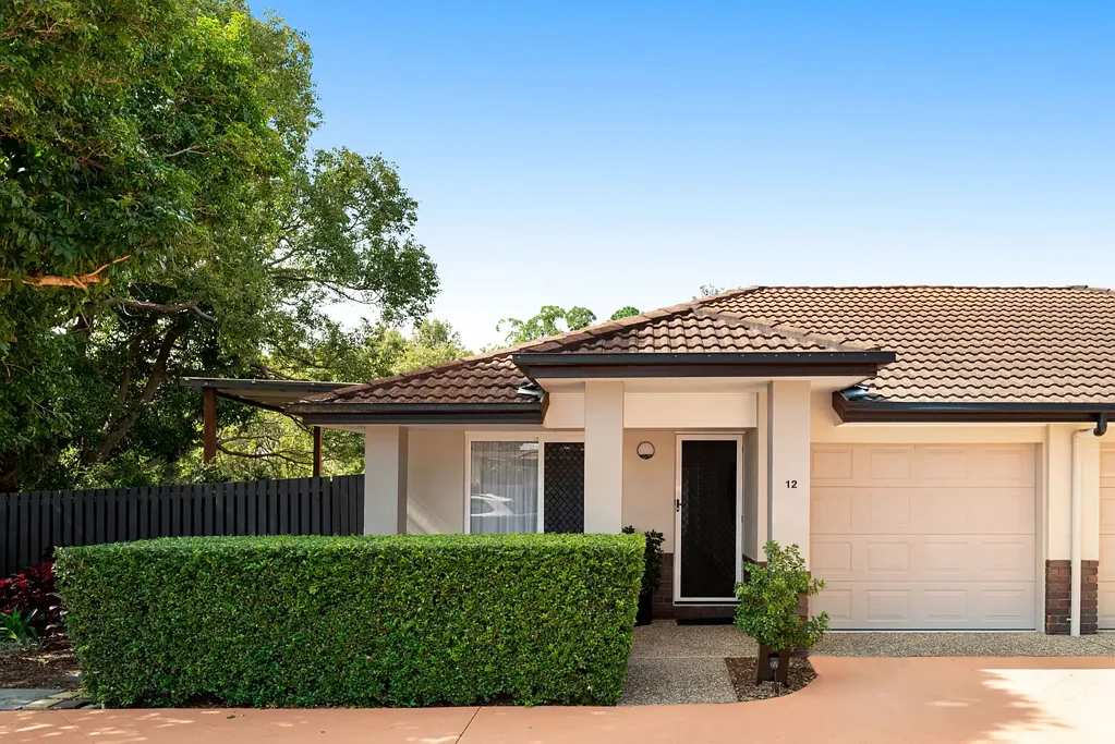 Morningside 3房 宽敞户外生活空间，全面翻新，轻松单层生活 House-sized outdoor living, fully renovated, effortless single-level lifestyle