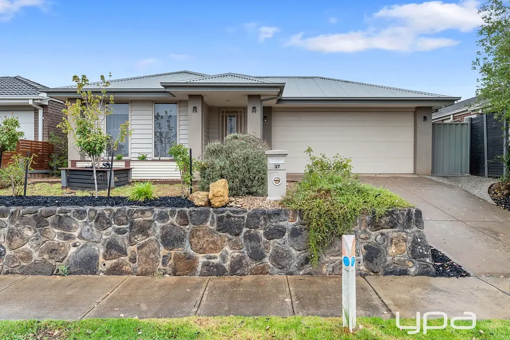 37 Mimulus Road, Maddingley, VIC 3340