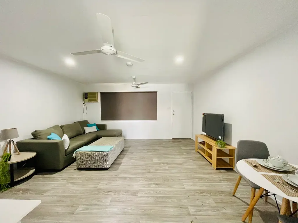 Moranbah 4房  APPROX 10.5% YIELD! RARE CENTRAL DUPLEX WITH OVER $67,000 ANNUAL RETURN