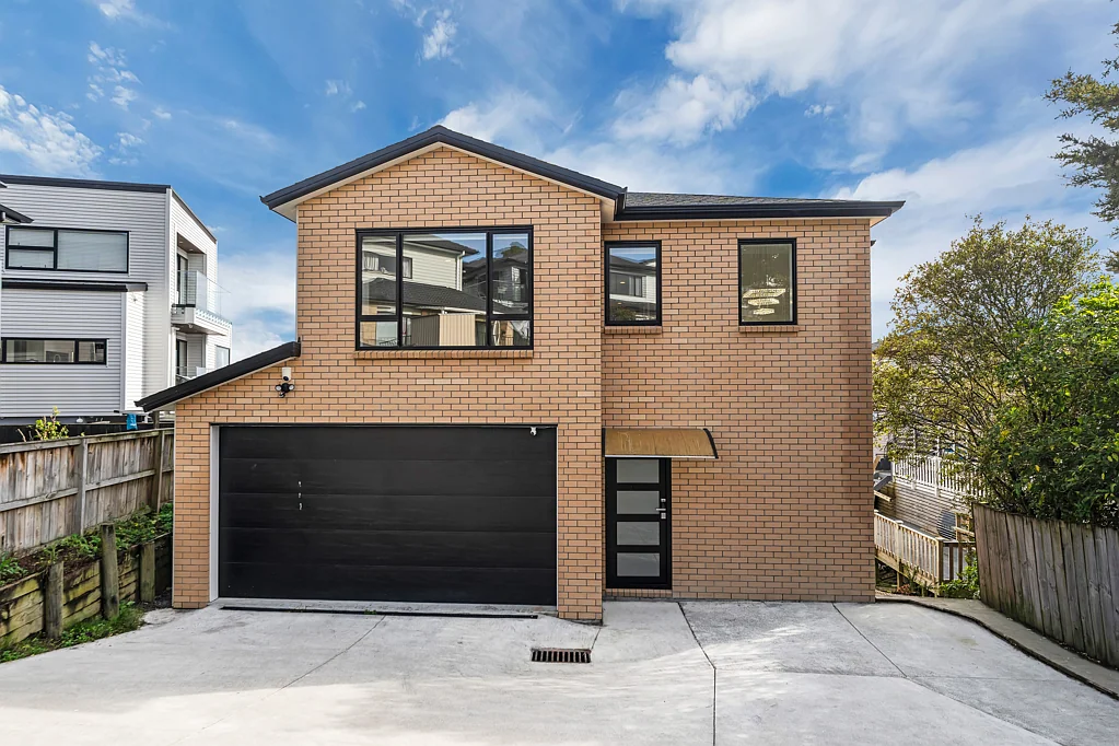 Flat Bush 7Kwarto IGNORE C.V - MAKE AN OFFER!