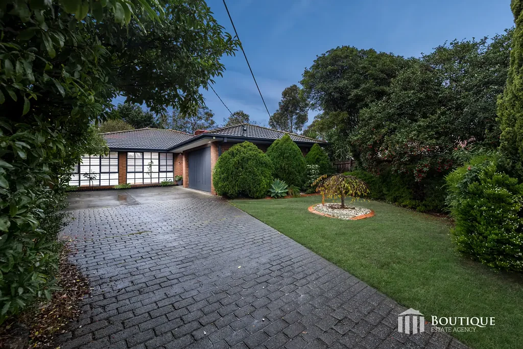 Dandenong North 5Zimmer Family Comfort Meets Everyday Convenience