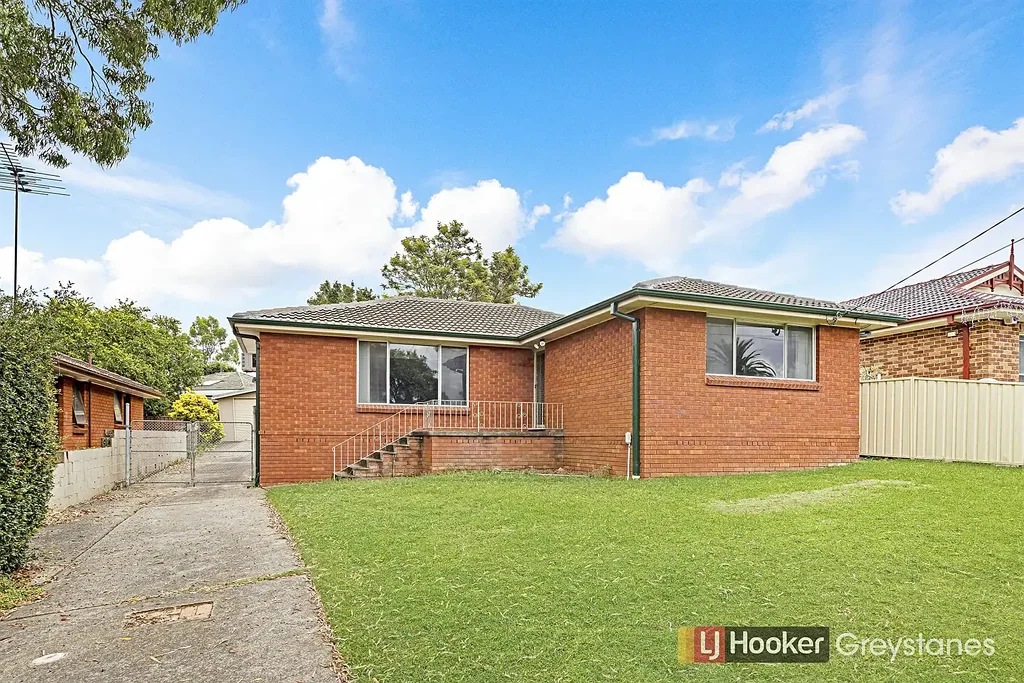 WELL APOINTED 3 BEDROOM HOME