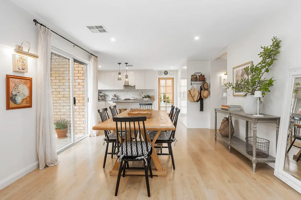 6 Sedgeman Avenue, Menai, NSW 2234