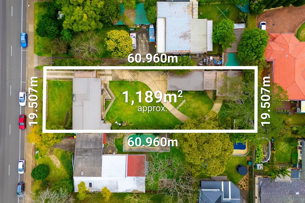 Castle Hill 5房 R4分区1199sqm 大地块 19.5m临街面 开发潜力 优质学区 步行便利 Rare R4 Zone in Prime Location