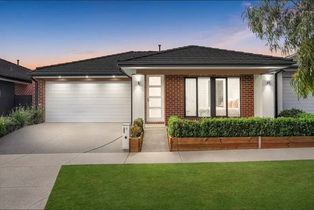Effortless Living in a Family-Friendly Setting