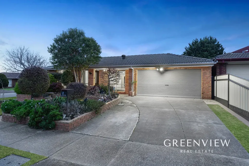 2 Alamanda Way, Cranbourne North, VIC 3977