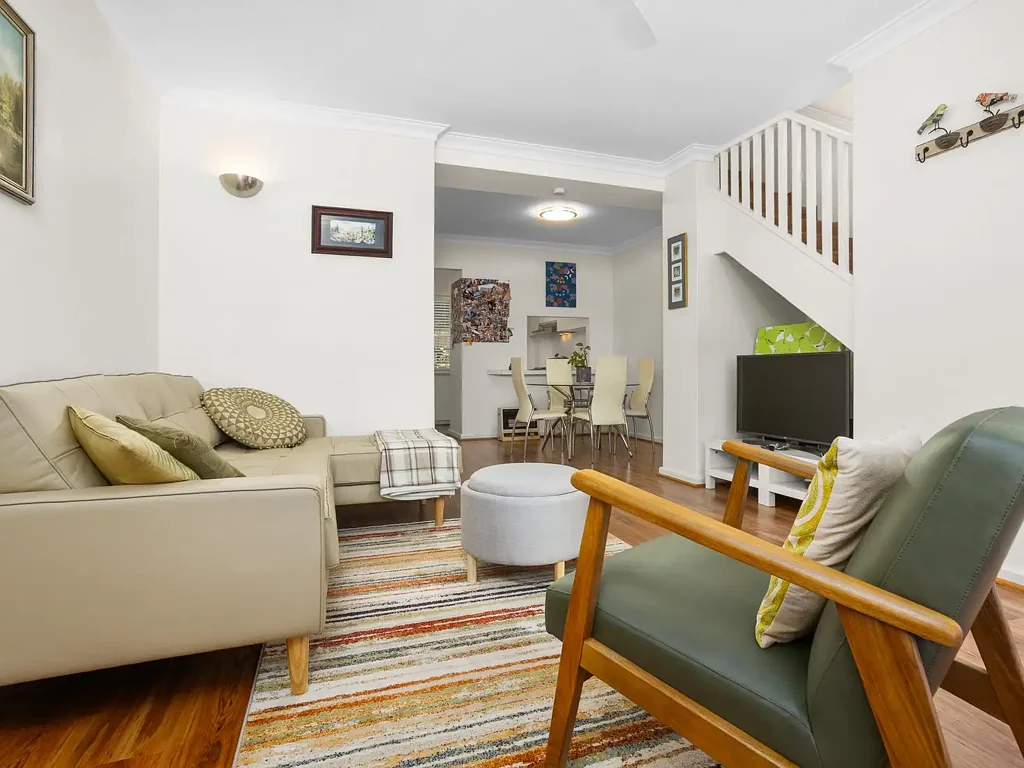 South Perth 2Moenga Secure, Stylish & Effortless Living