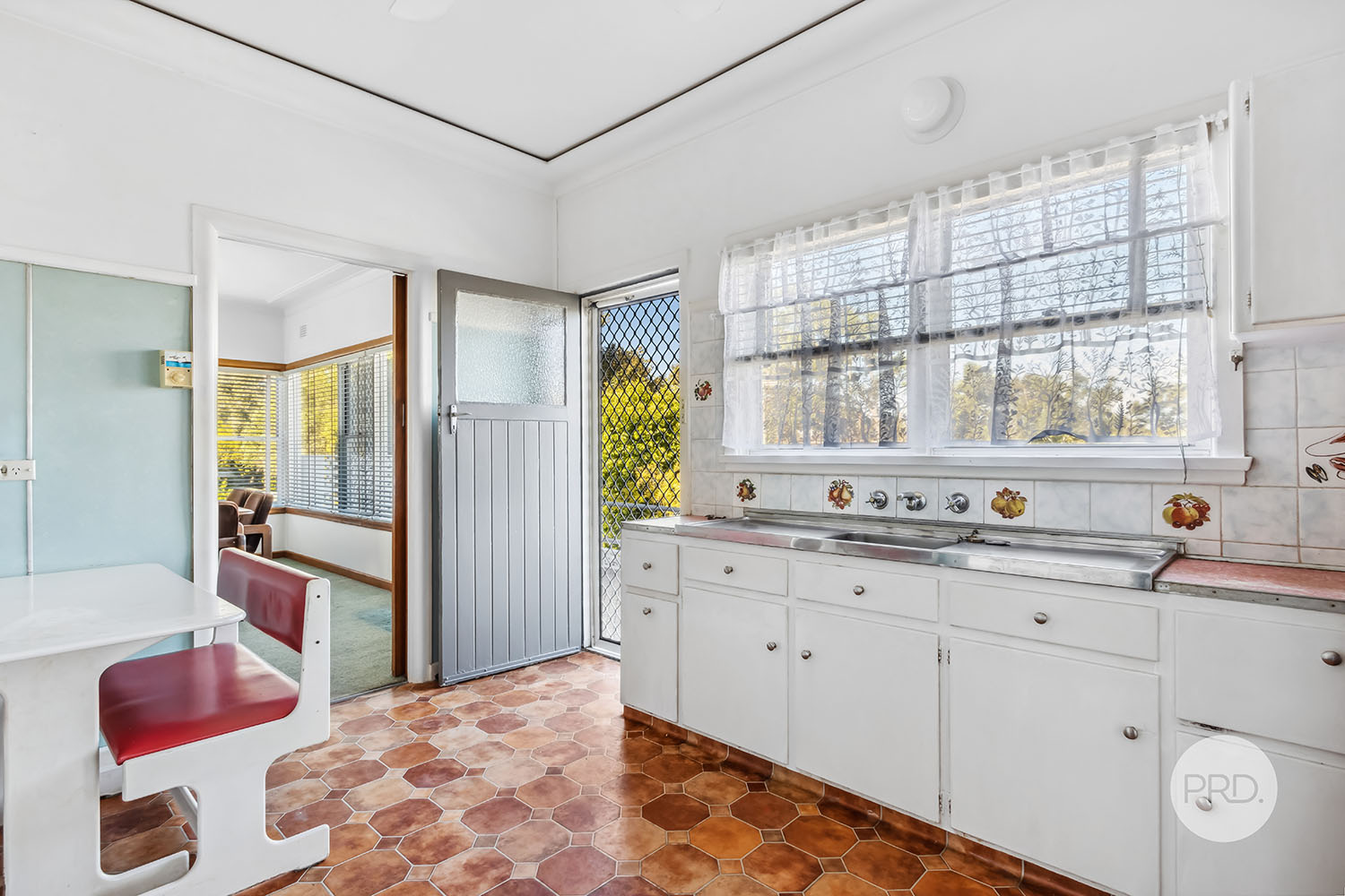 50 WEST CR, HURSTVILLE GROVE NSW 2220, 0 habitaciones, 0 baños, House