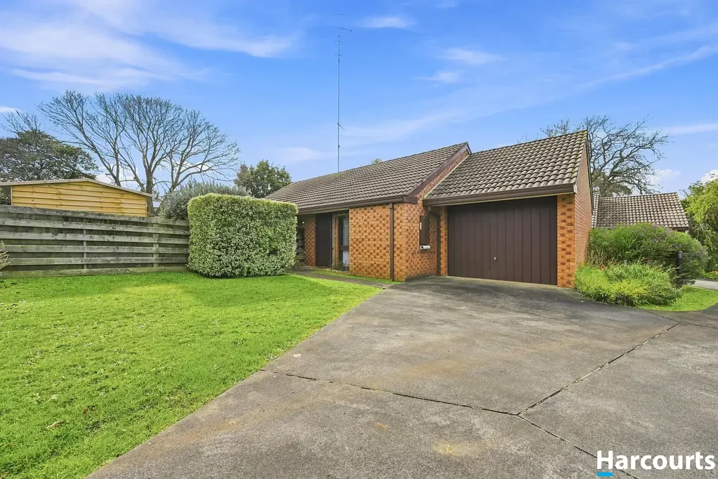 Leongatha 2房  Comfortable Living in a Convenient Location!