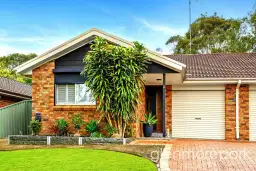 2/24 School House Road, Glenmore Park