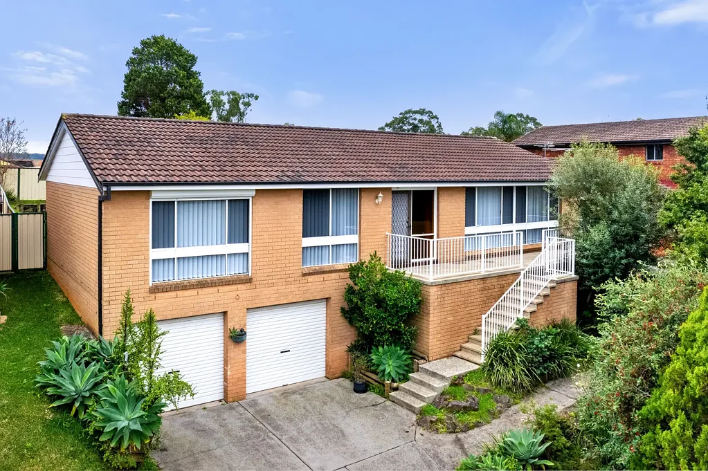11 Braemar Avenue, St Andrews, NSW 2566