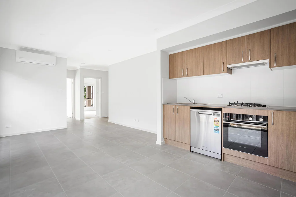 BRAND NEW MODERN 2 BEDROOM GRANNY FLAT